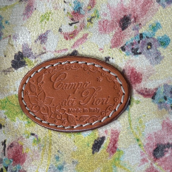 Campo dei Fiori Italian floral lambskin leather crossbody w/tan trim - Picture 2 of 6